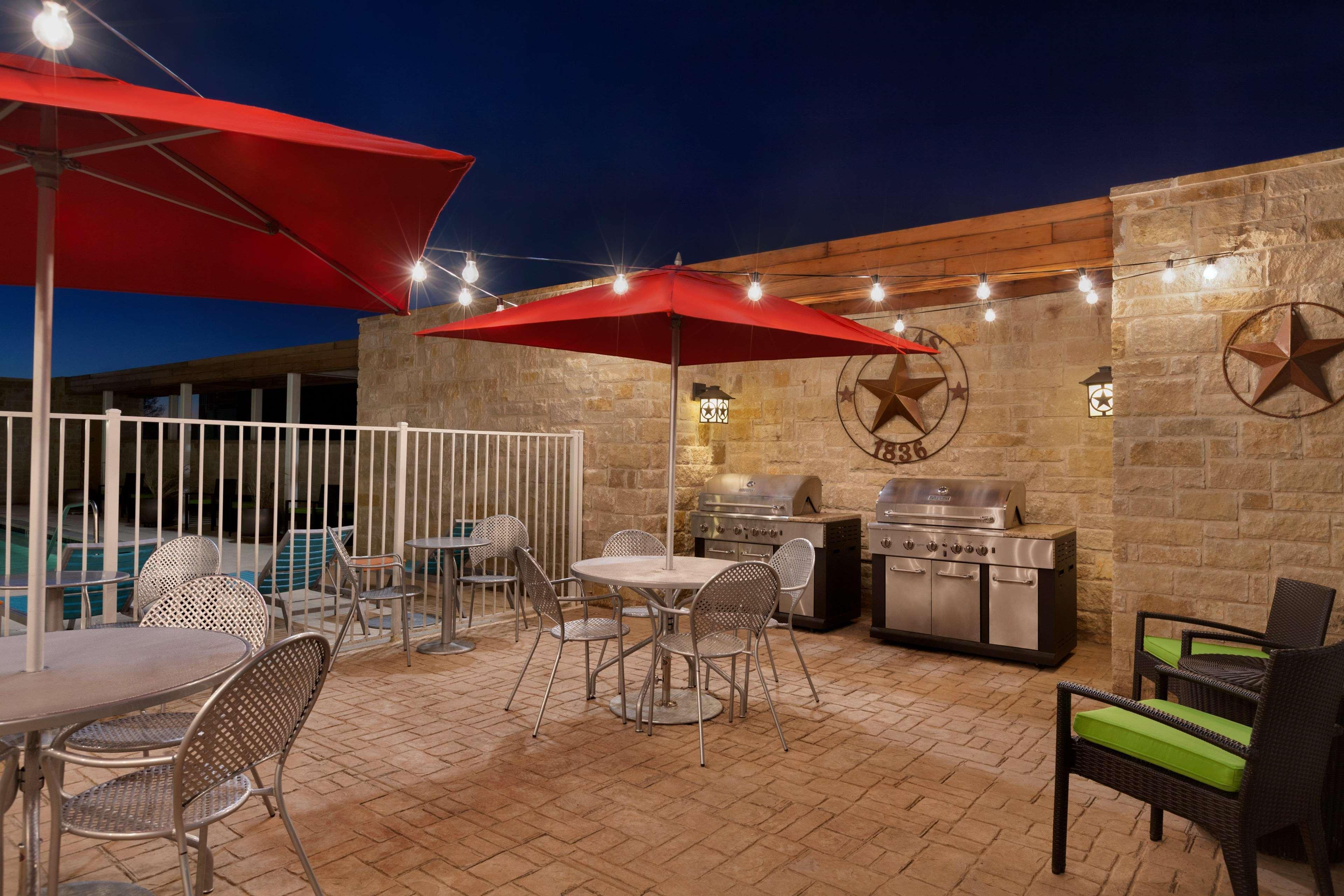 Home2 Suites By Hilton Lubbock Exterior foto